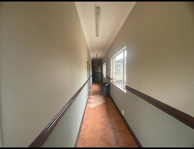 1,487M² BUSINESS CENTRE FOR SALE IN ERASMIA